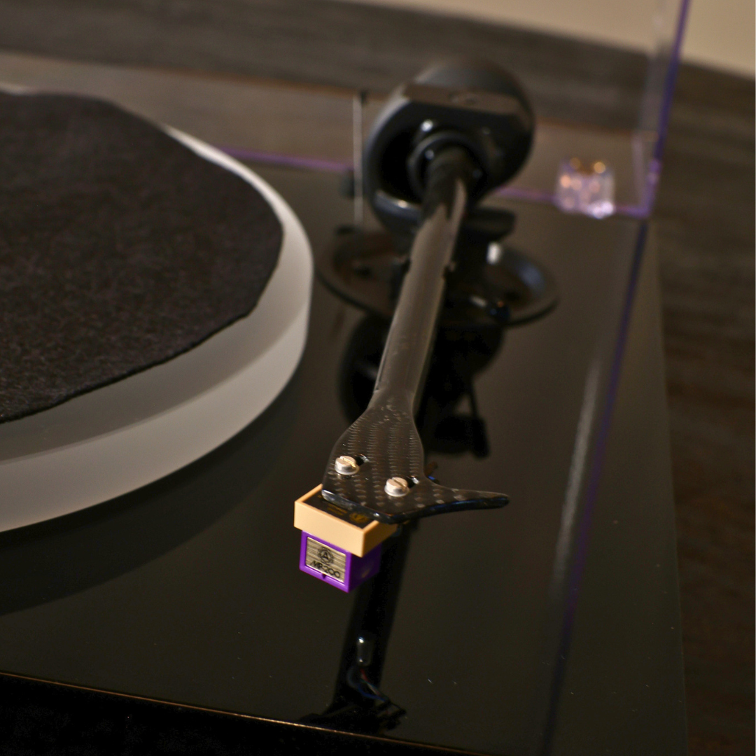 Pro-Ject X1 Turntable TRADE-IN