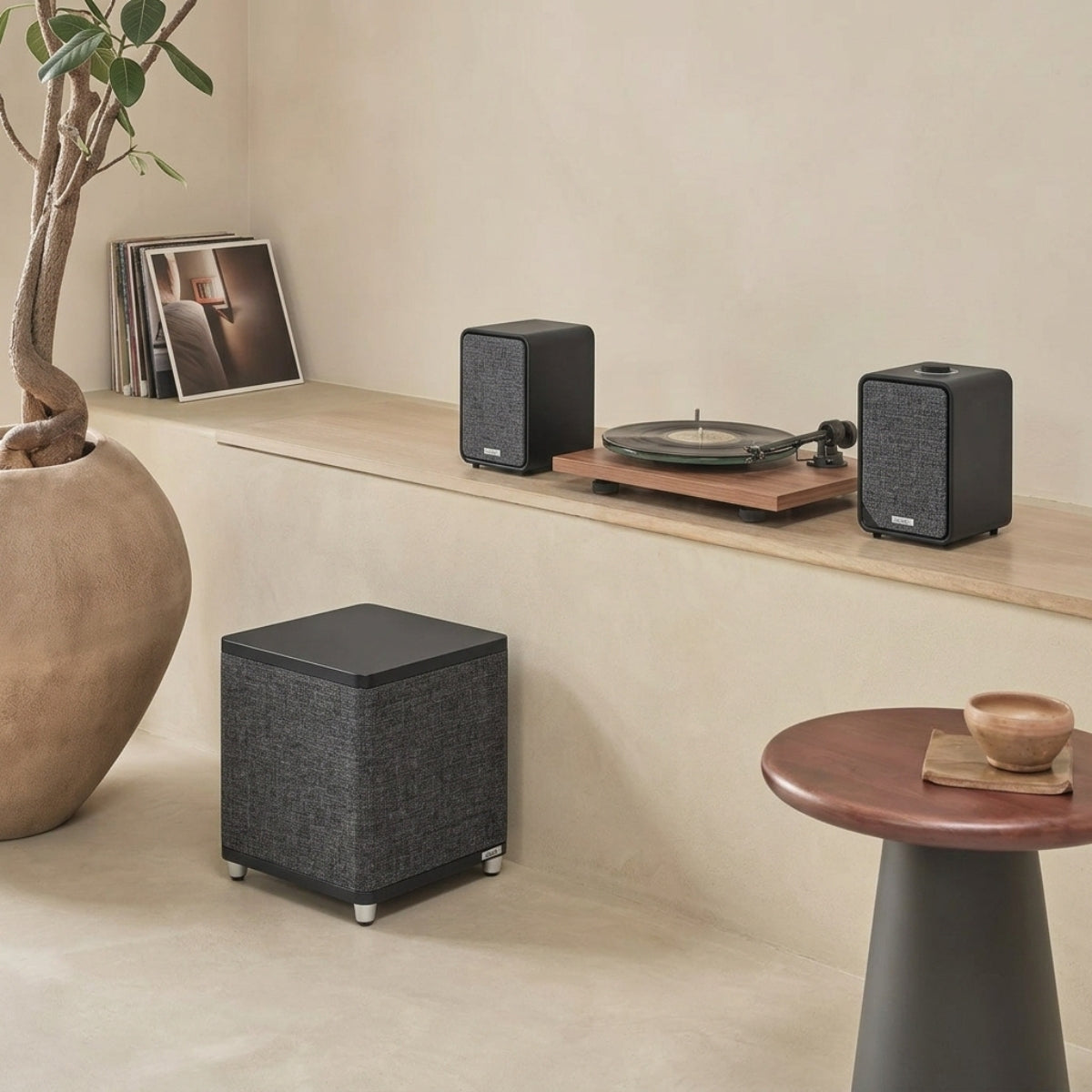 Ruark Pack 2 - MR1 Mk3 Desktop Speakers, RS1 Subwoofer & Pro-Ject T2 Turntable