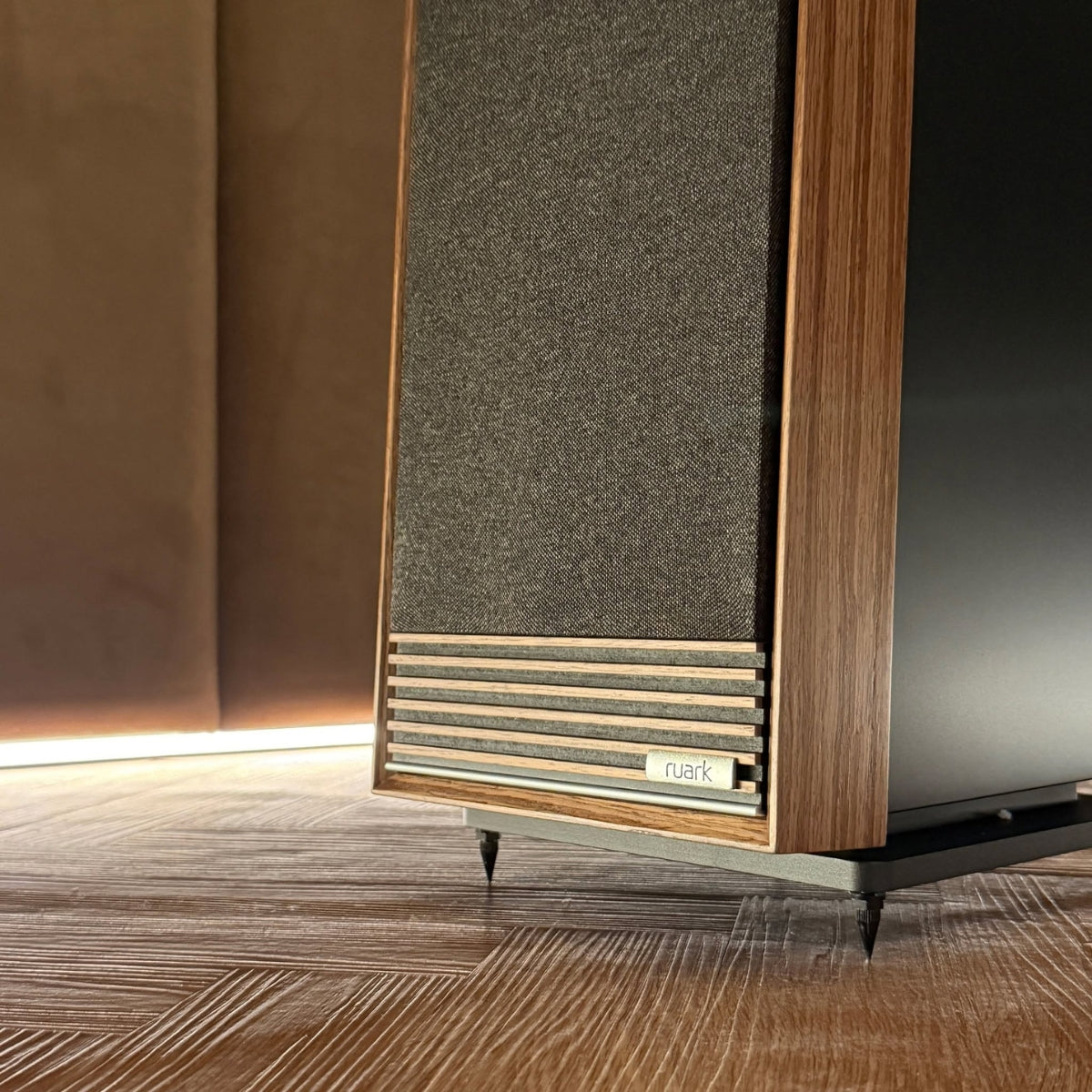 Ruark Talisman-R Floorstanding Speakers | Ruark Audio
