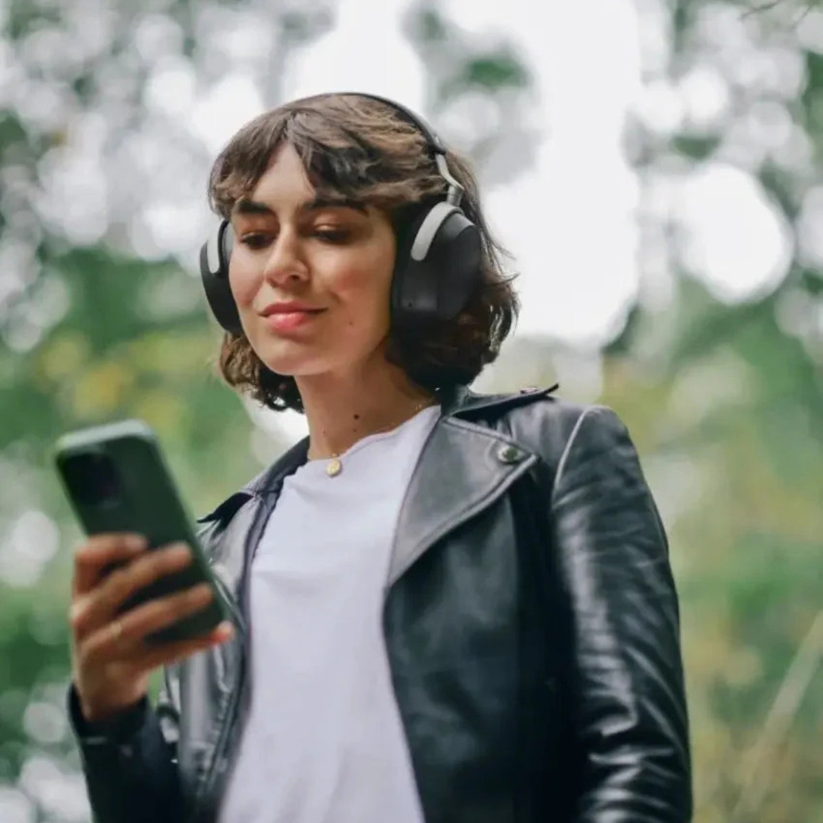 Sennheiser HDB 630 Wireless Over Ear Headphones