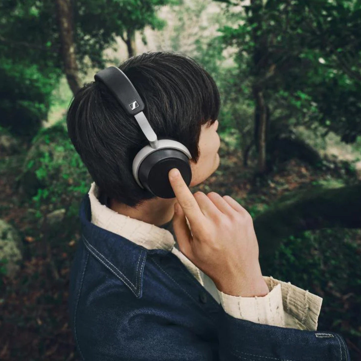 Sennheiser HDB 630 Wireless Over Ear Headphones