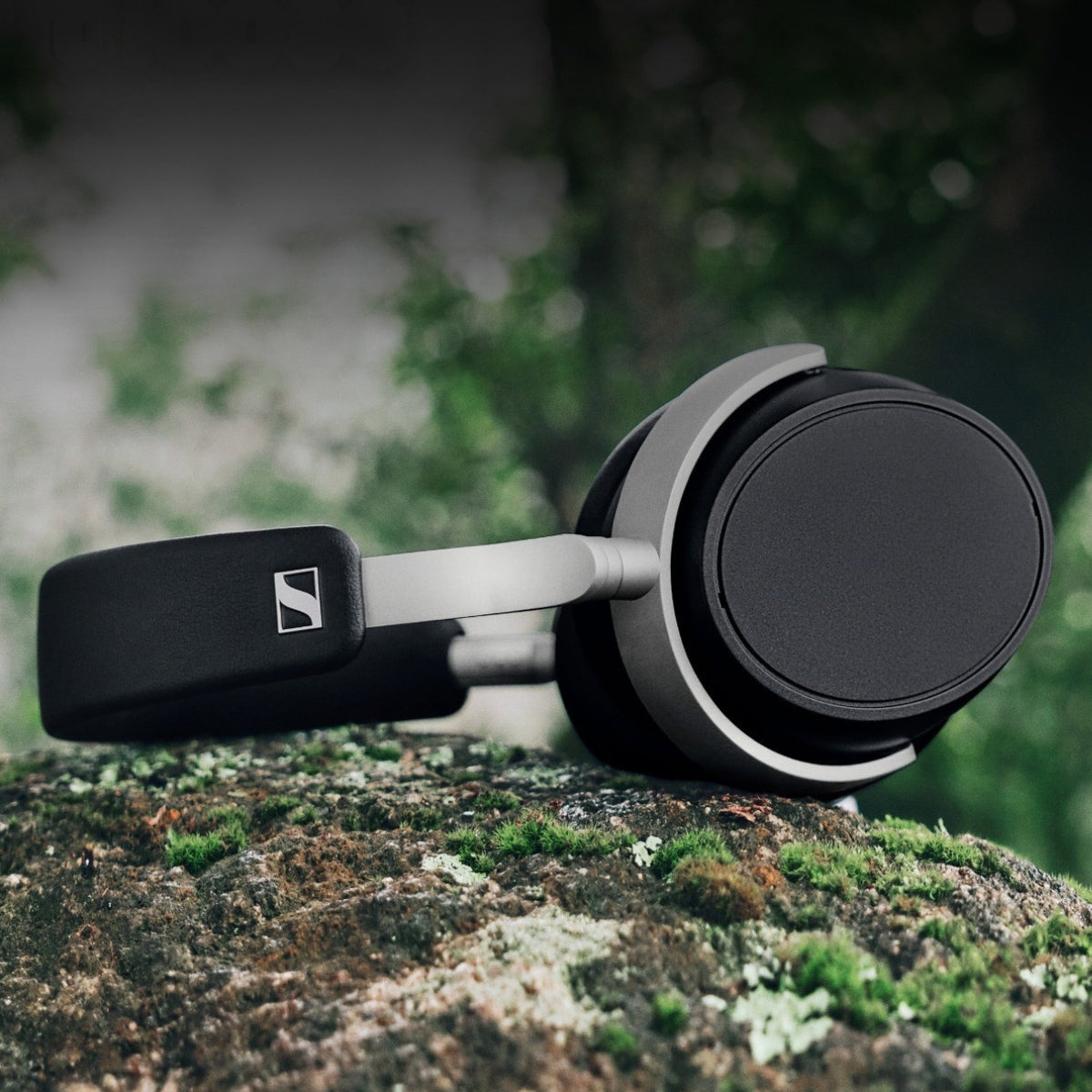 Sennheiser HDB 630 Wireless Over Ear Headphones