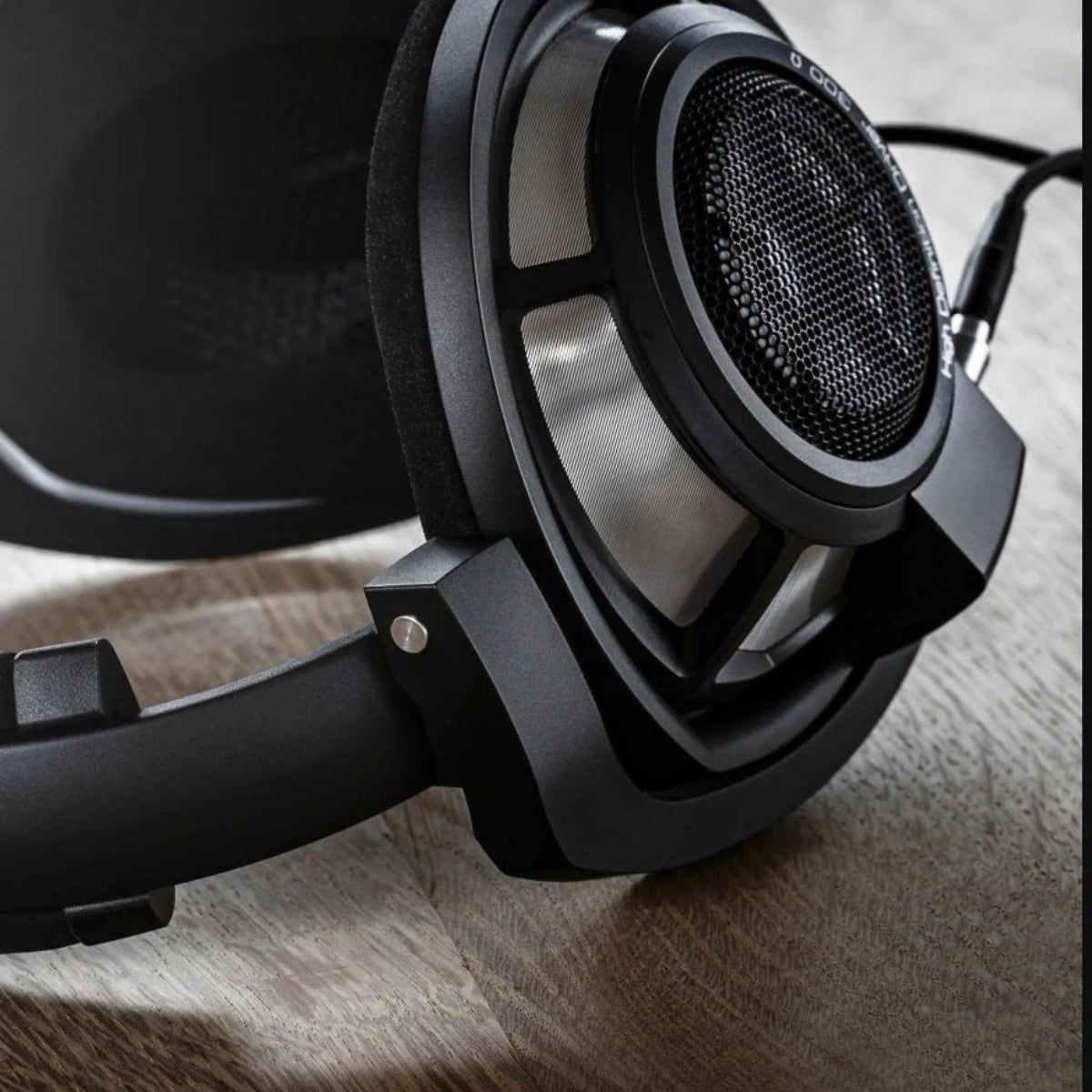 Sennheiser HD 800 S Open Back Over Ear Wired Audiophile Headphones