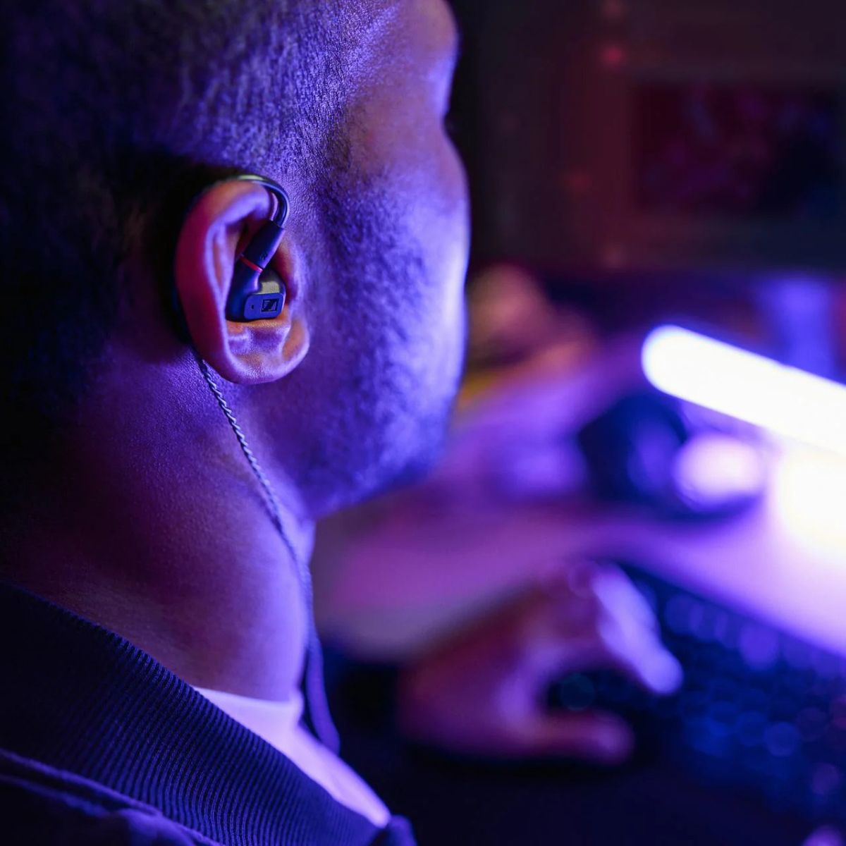 Sennheiser IE 200 In Ear Headphones