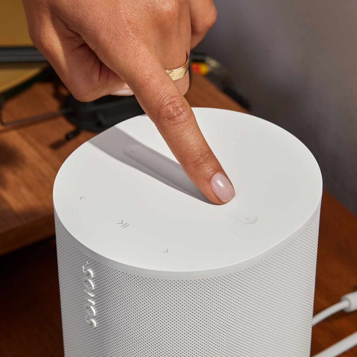 Sonos Era 100 SL Wireless Speaker White #colour_White