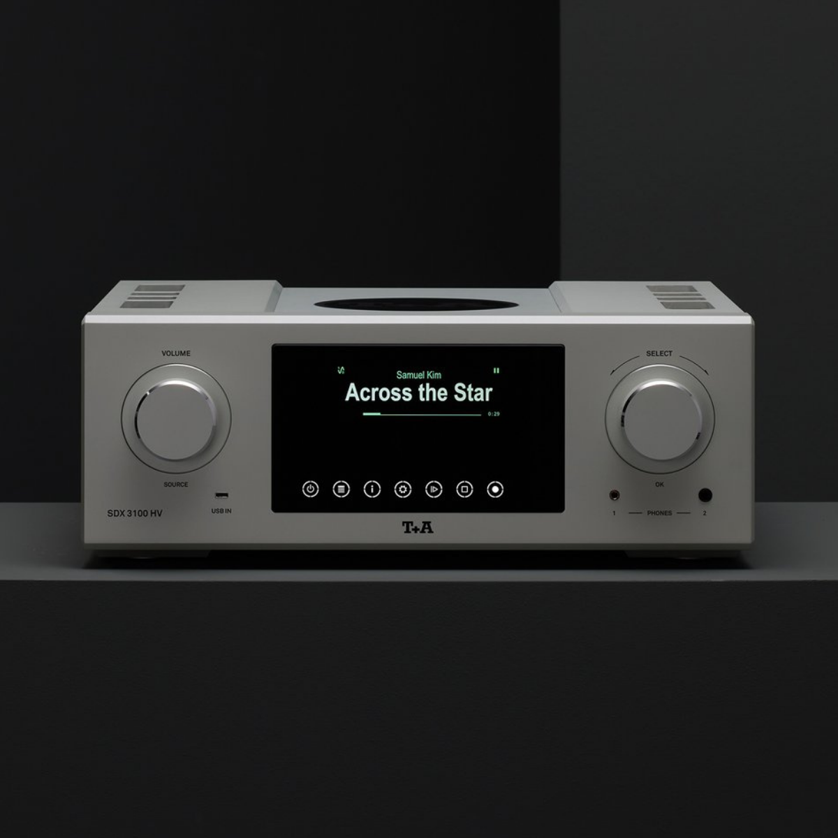 T+A SDX 3100 HV Reference Streaming DAC / Preamplifier