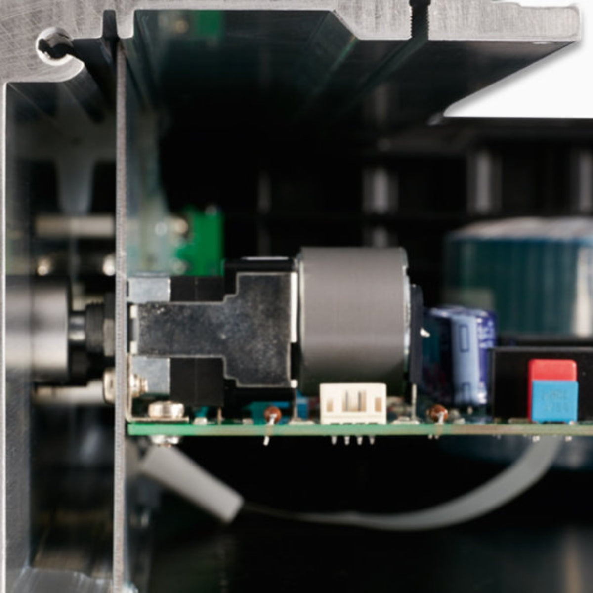 T+A SDX 3100 HV Reference Streaming DAC / Preamplifier