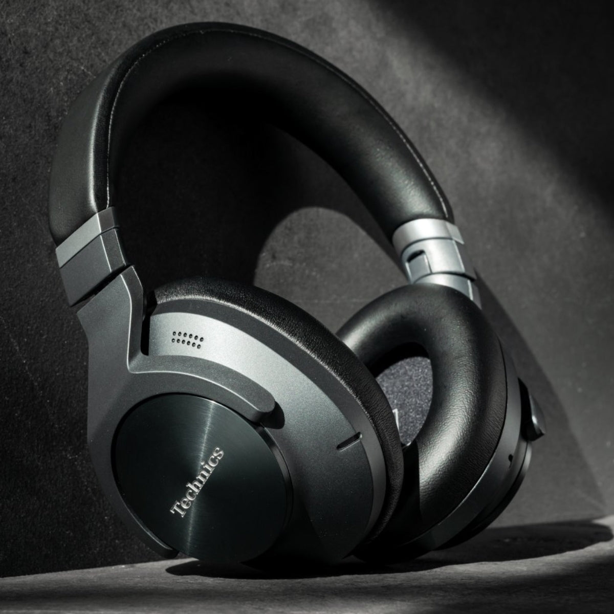 Technics EAH-A800 Wireless Noise Cancelling Headphones Black #colour_black