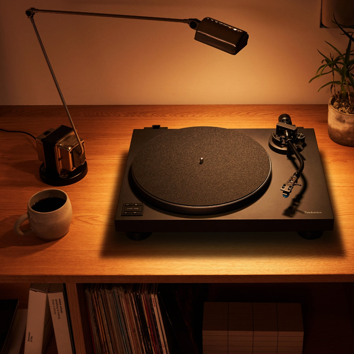 Technics SL-40CBT Direct Drive Turntable with Bluetooth | Technics