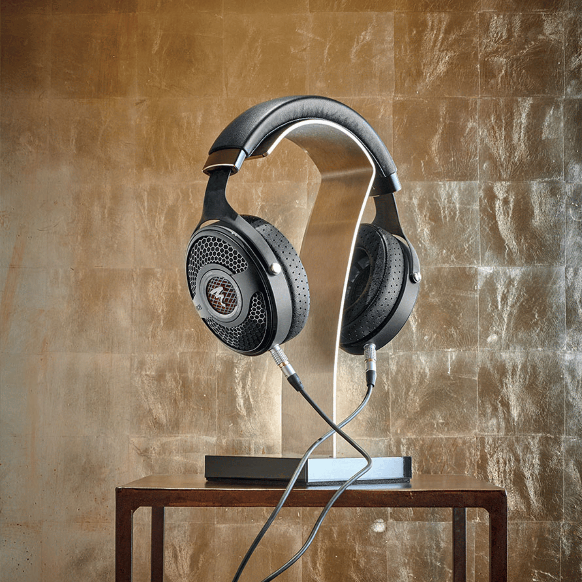 Utopia Reference open-back hi-fi headphones