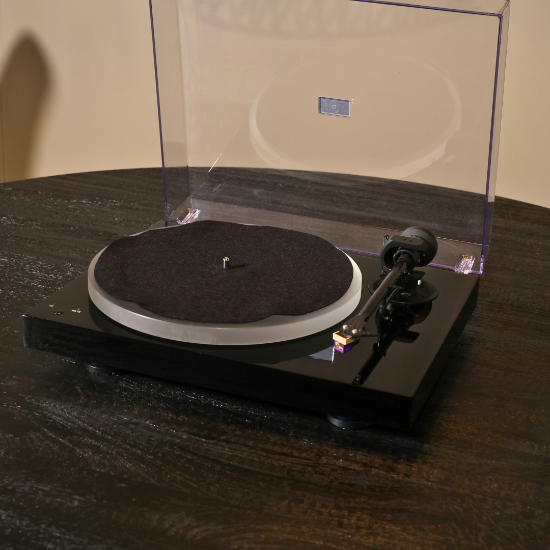 Pro-Ject X1 Turntable TRADE-IN