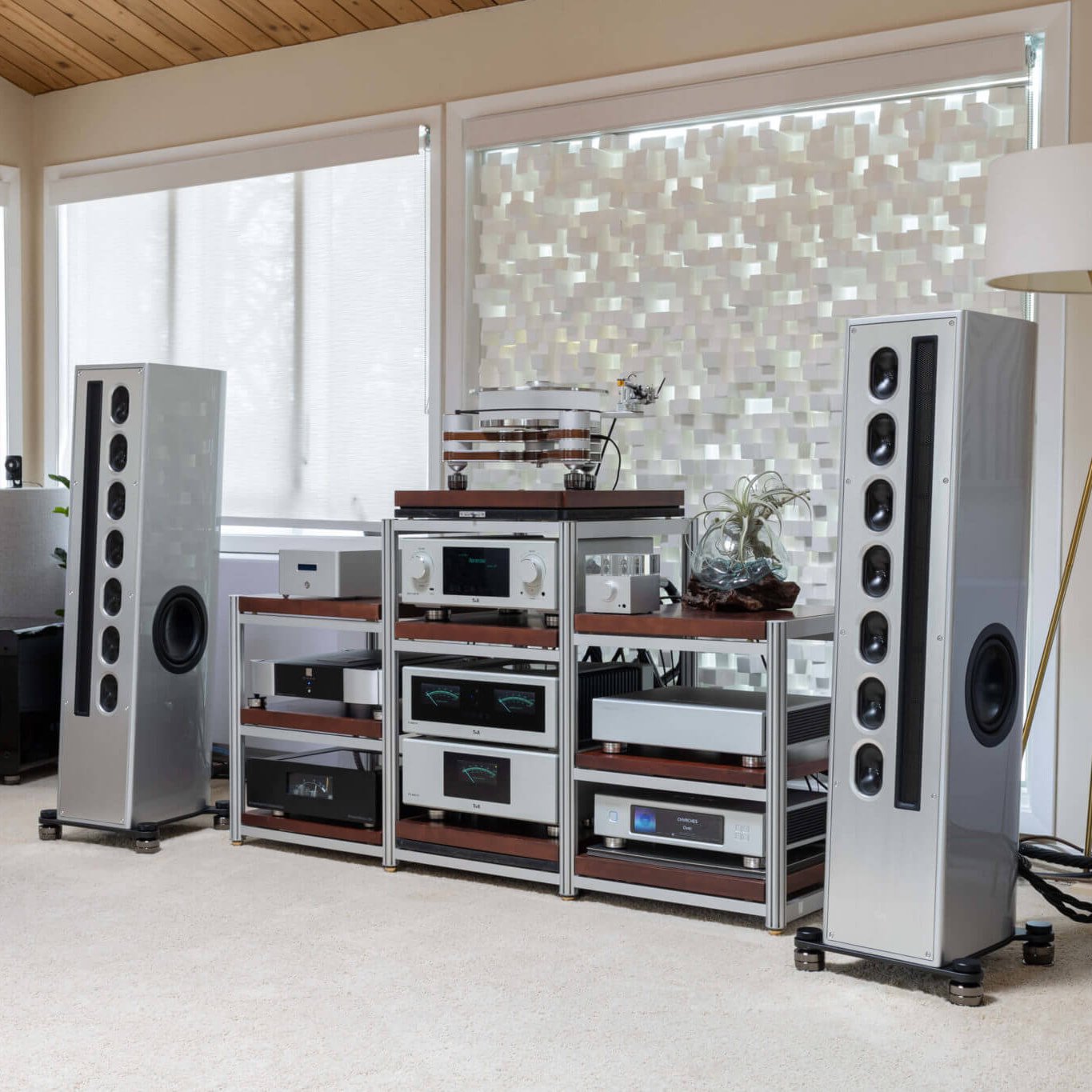 T+A Hi-Fi Solitaire S 530 Floorstanding Loudspeakers 