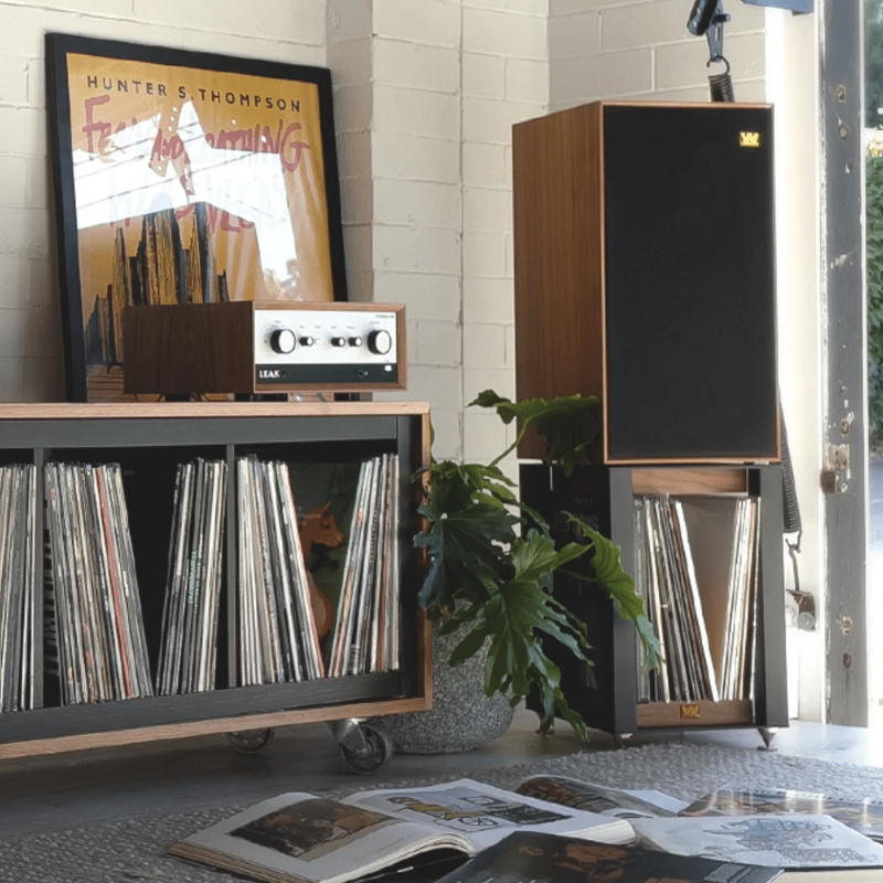 Wharfedale LINTON Heritage Speakers With leak amplifier in living room